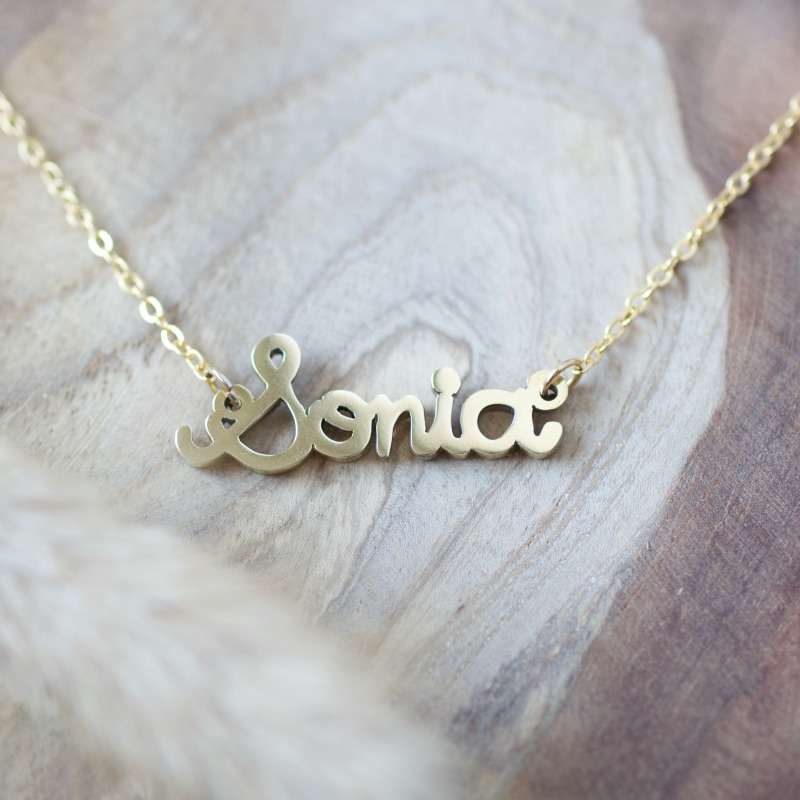 collier prénom personnalisé en or jaune massif