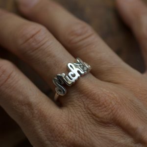 bague personnalisée en argent pour femme