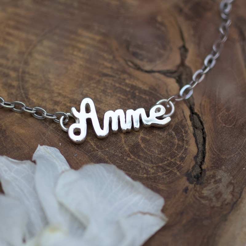 collier en argent avec prénom
